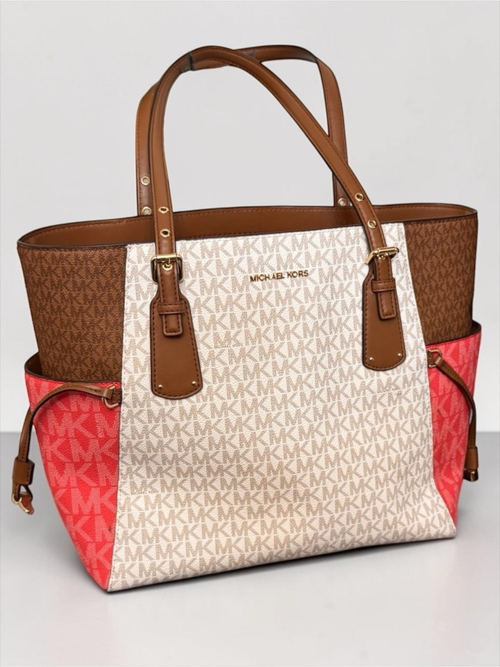 Michael Kors Voyager East/West Signature Tote Dahlia Multi Coral/Cream - Picture 2 of 13
